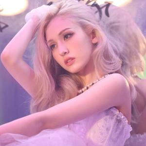 模特小芊是相约中国的模特吗
